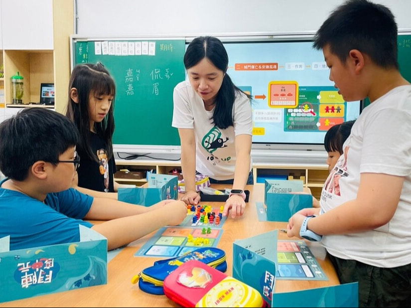 在遊戲中學議題
